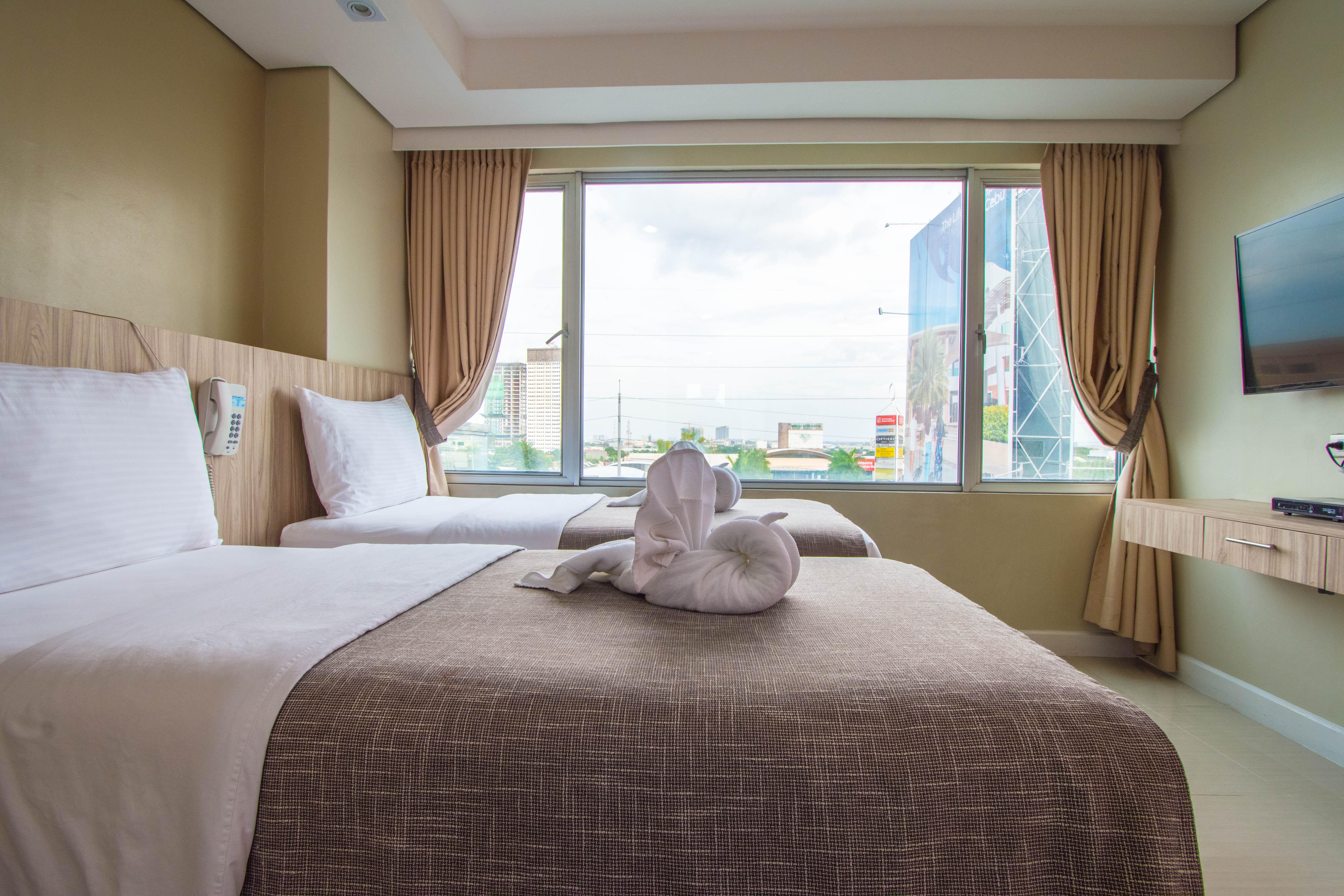 Alicia Apartelle Cebu Exteriör bild