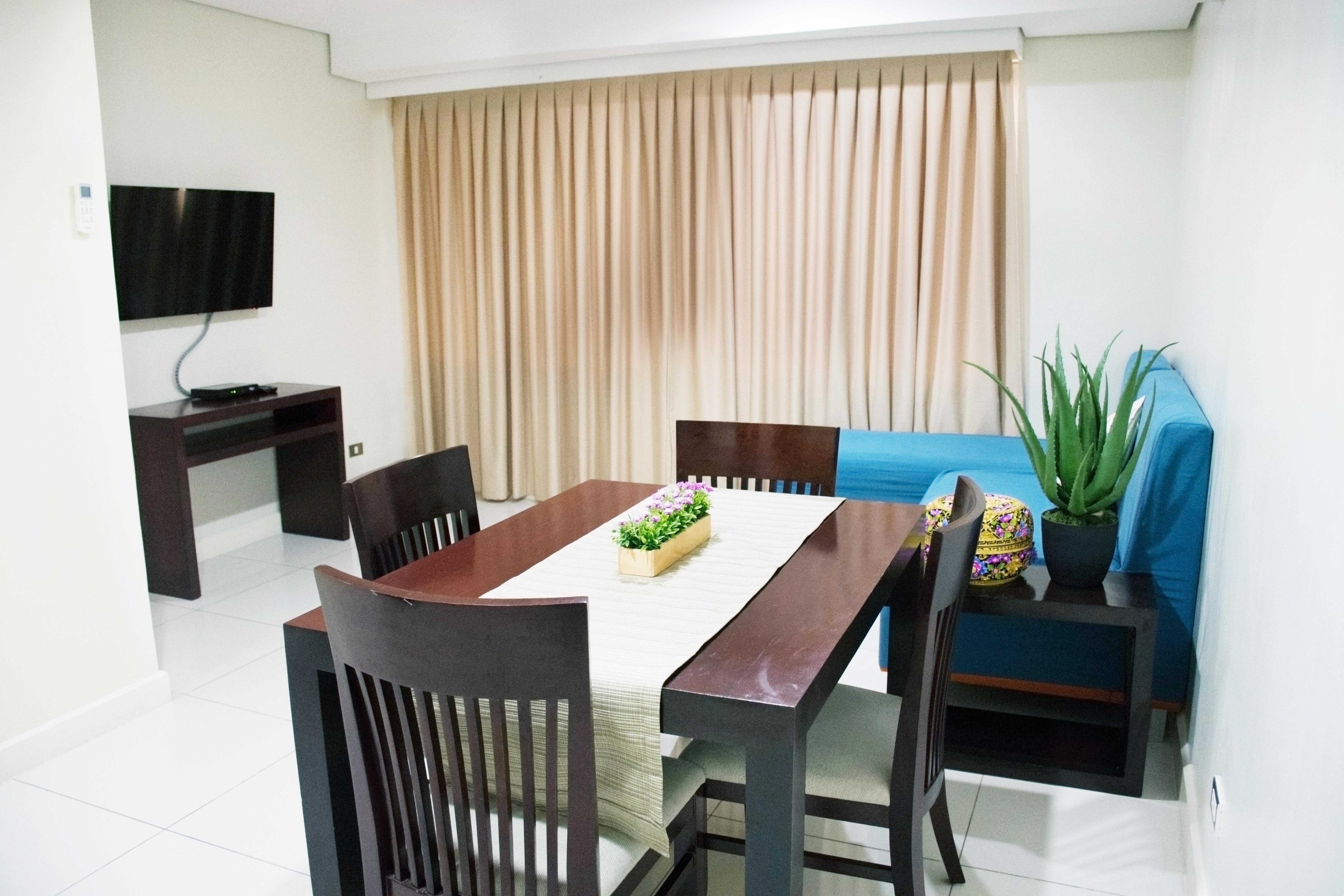 Alicia Apartelle Cebu Exteriör bild