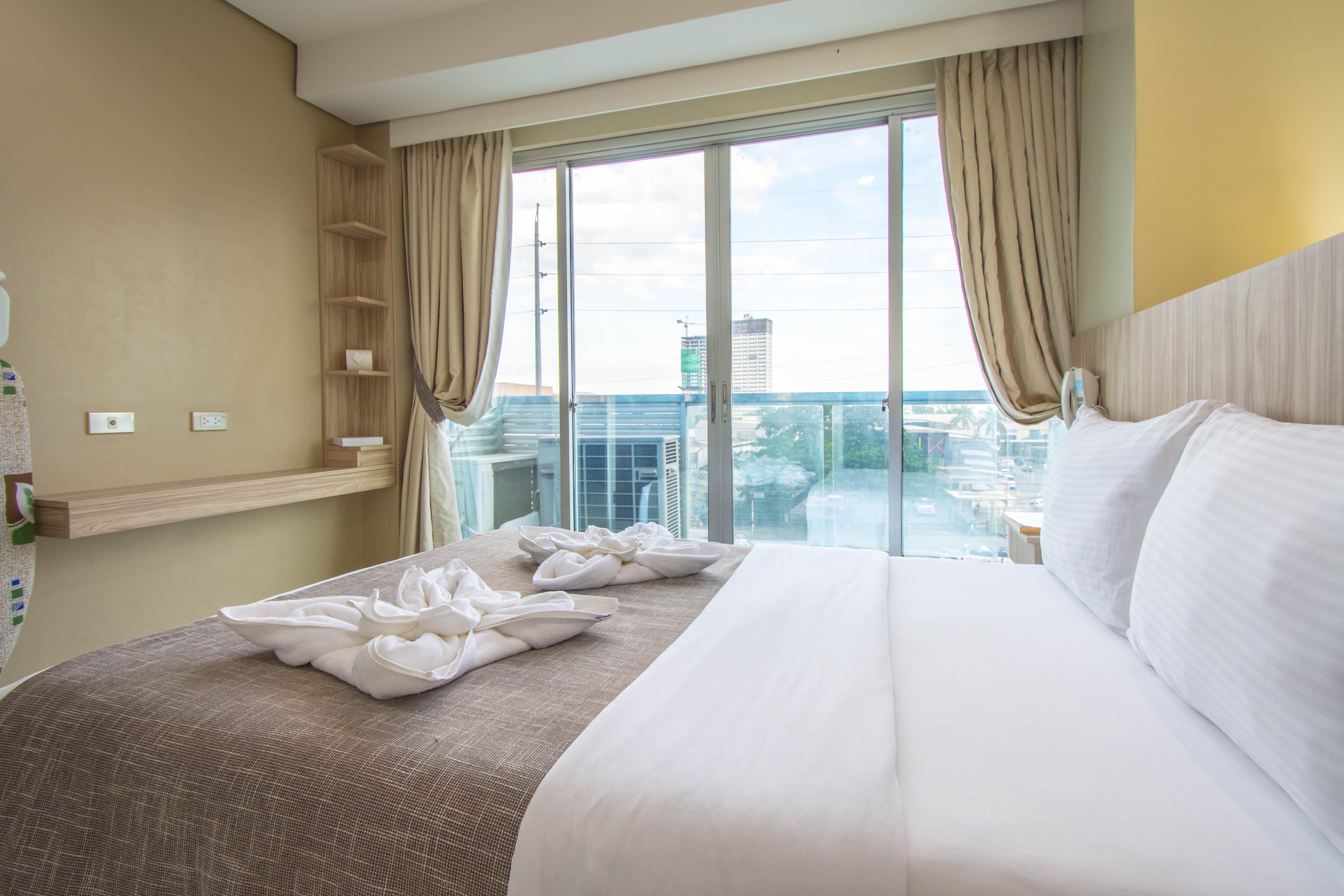 Alicia Apartelle Cebu Exteriör bild